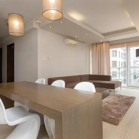 Apartment Quest On Grzybowska Warsaw
