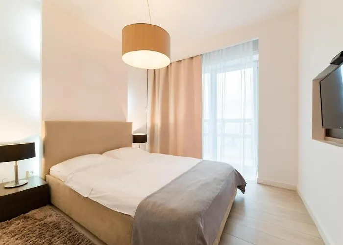 Quest On Grzybowska Apartment