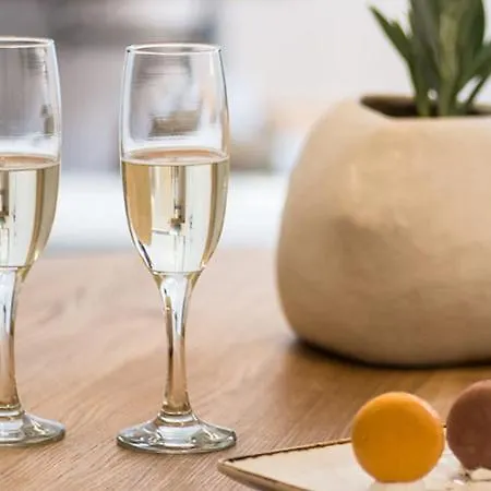 Quest On Grzybowska * Varsovie